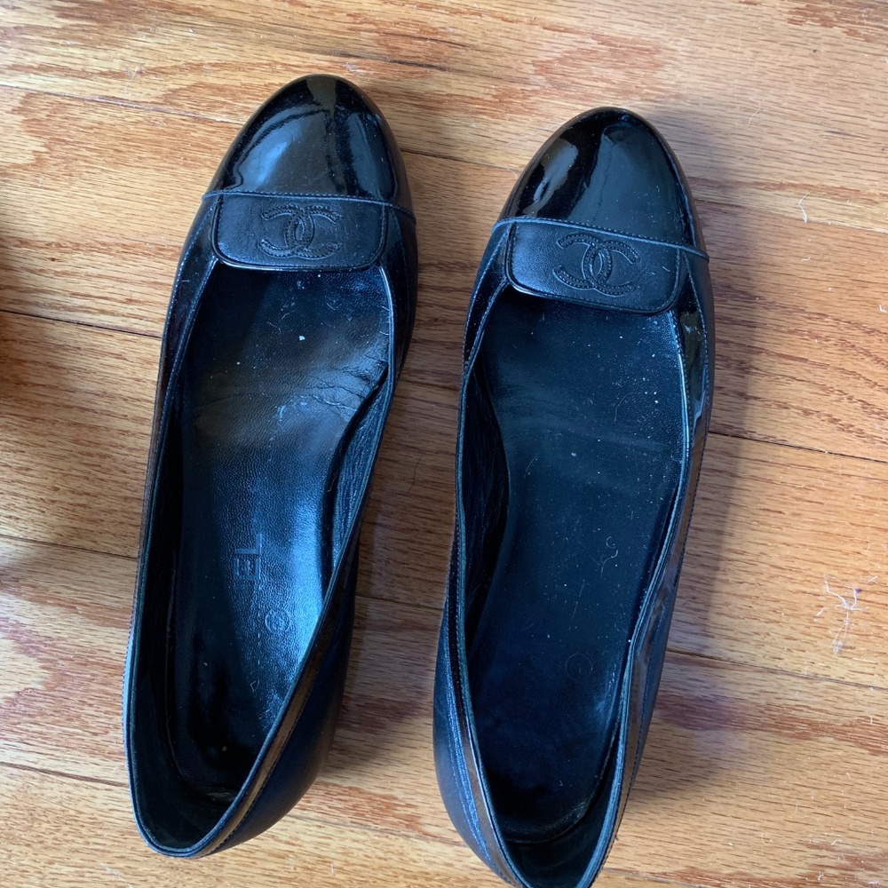 Patent & Leather Chanel flats